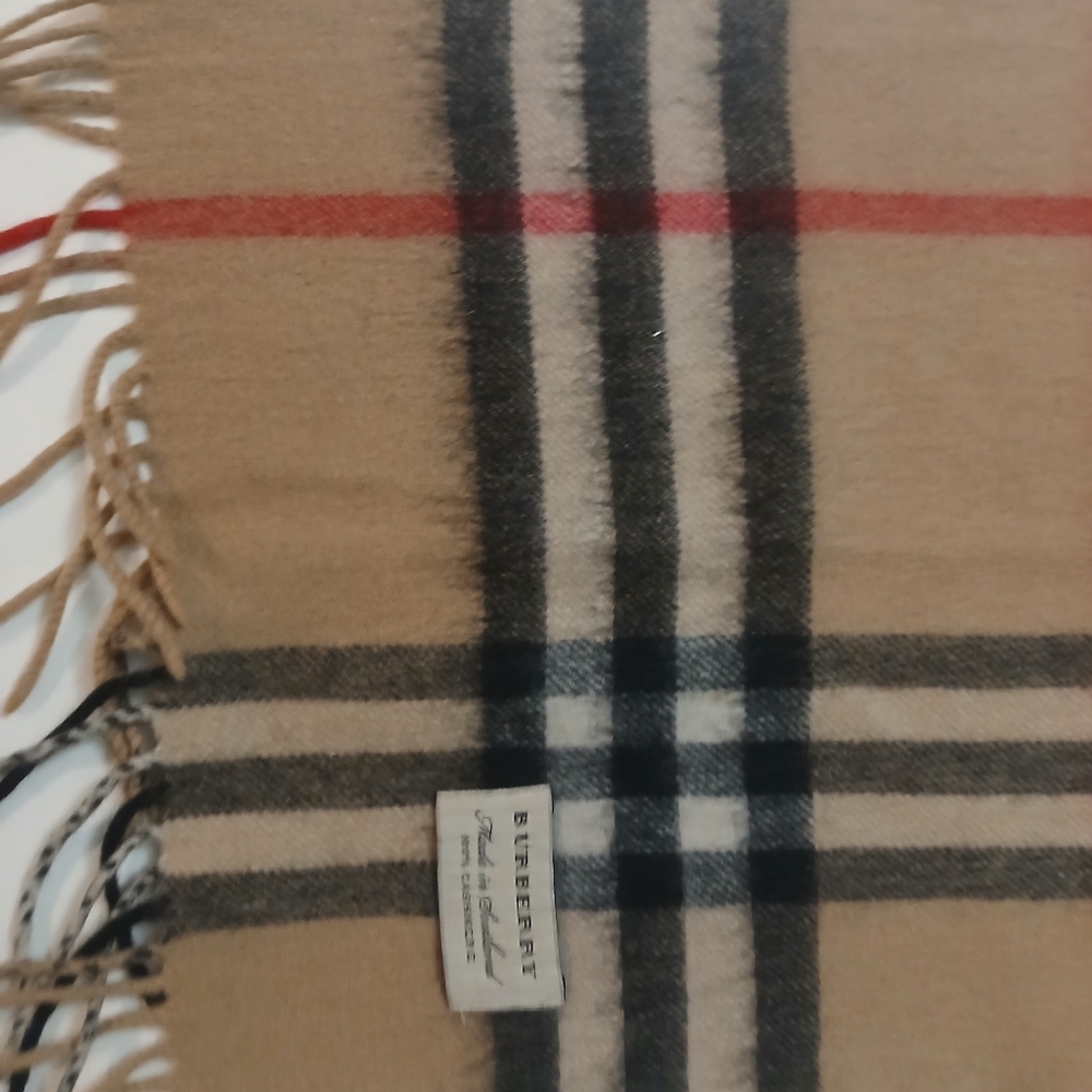 Burberry Classic Tan and Red Plaid Scarf